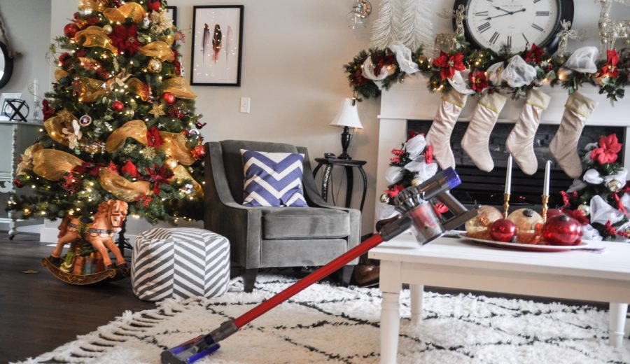 A Party to Kick Off The Season With The Dyson V6 Absolute